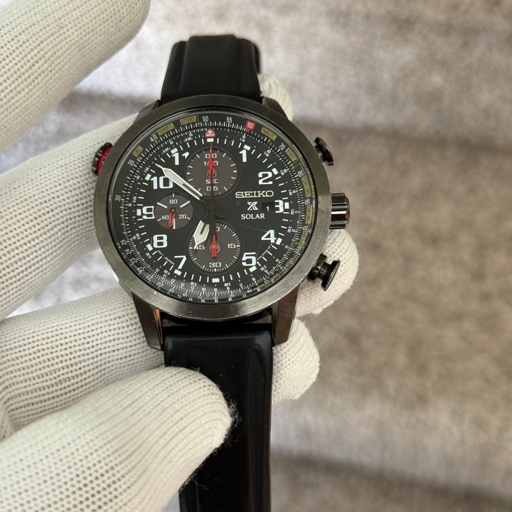Seiko Prospex Solar Powered Chronograph men’s rubber strap Watch